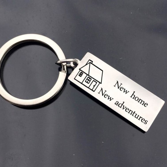Брелок для ключів Новий дім - нові пригоди