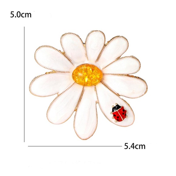 Брошь ромашка с коровкой Брошь ромашка с коровкой