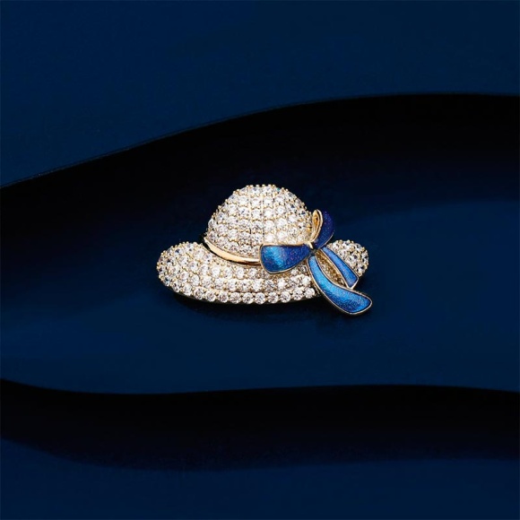 Брошь женская шляпа