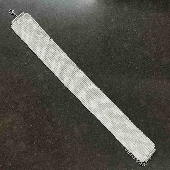 Чокер із бісеру Троянди білий