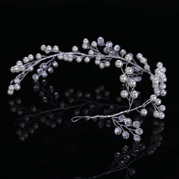 Свадебная веточка для прически невесты Анита Свадебная веточка для прически невесты Анита