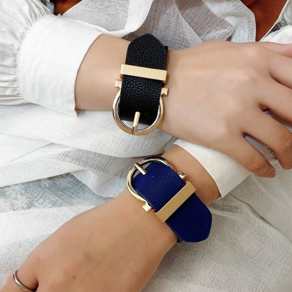 Жіночий браслет у стилі ременя