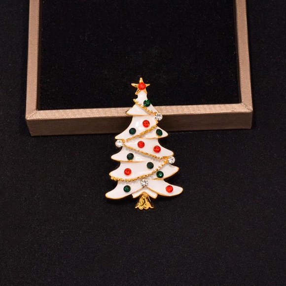 Брошь Новогодняя елка белая Брошь Новогодняя елка белая