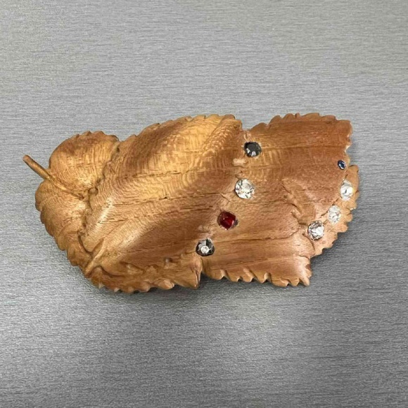 Заколка для волос из дерева Листья