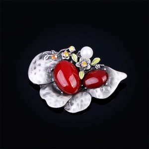 Брошка Червона Камелія