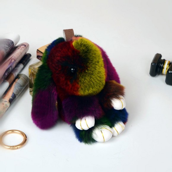 Брелок кролик із натурального хутра різнобарвний 10 см Брелок кролик із натурального хутра різнобарвний 10 см