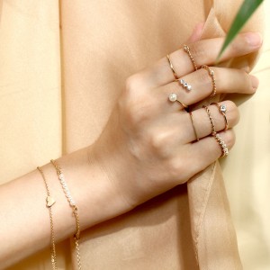 Набор украшений Стиль: Кольца на фаланги пальцев и браслеты Набор украшений Стиль: Кольца на фаланги пальцев и браслеты