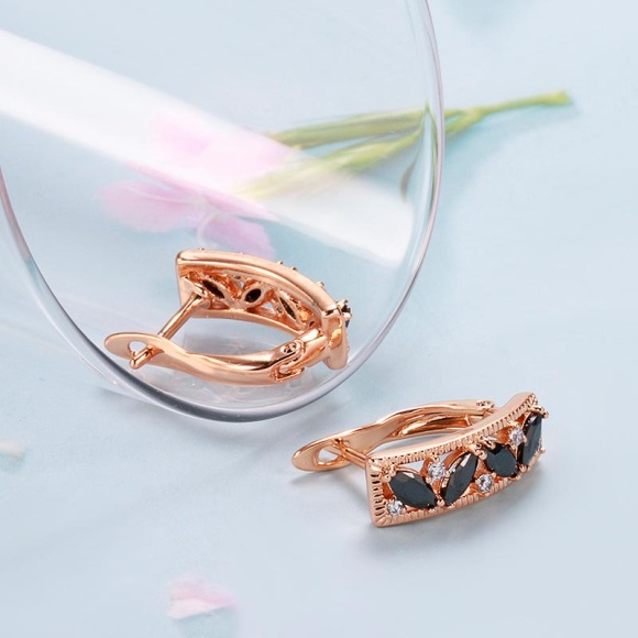 Сережки стиль з чорним цирконом