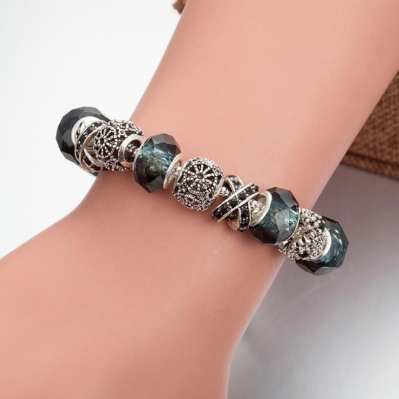 Браслет в стиле пандора Стиль Браслет в стиле пандора Стиль