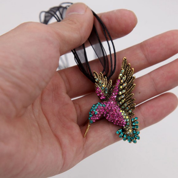 Брошь Колибри с кристаллами сваровски Брошь Колибри с кристаллами сваровски