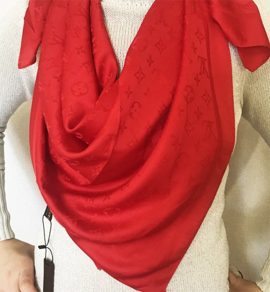 Платок шелковый Louis Vuitton Платок шелковый Louis Vuitton