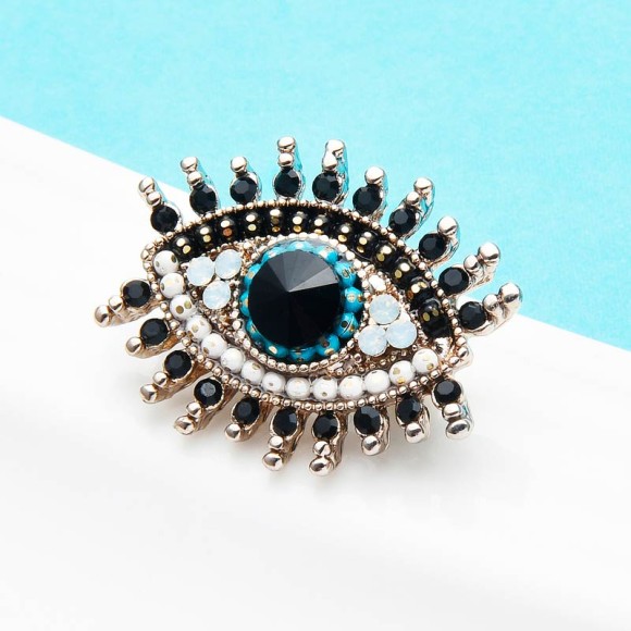 Брошь глаз с ресницами