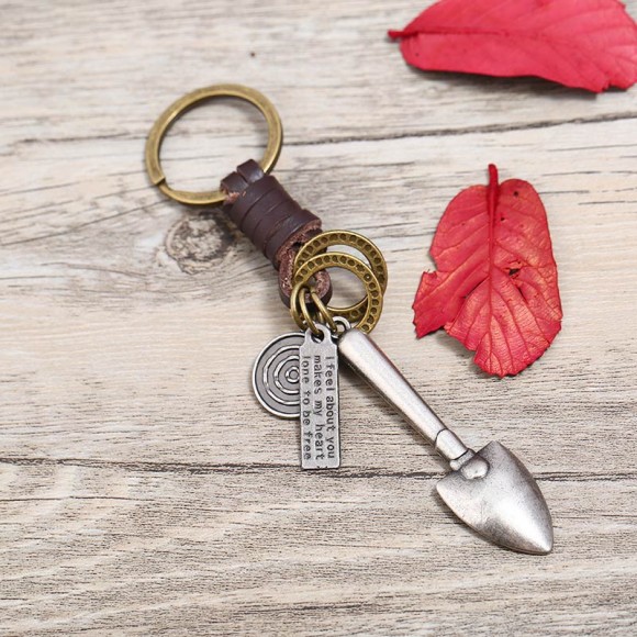 Брелок Лопатка