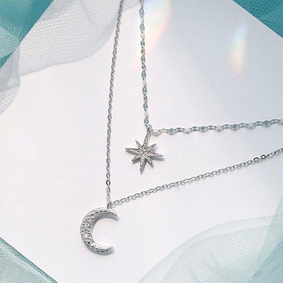 Двойная цепочка на шею полумесяц и звезда Двойная цепочка на шею полумесяц и звезда