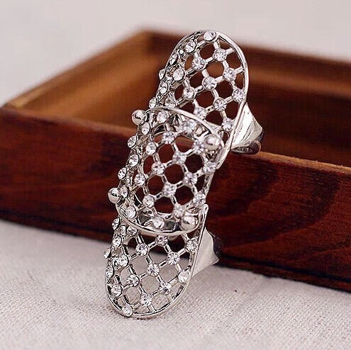 Кільце на весь палець довге Кільце на весь палець довге