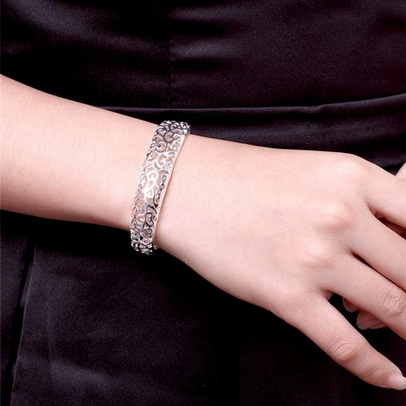 Металевий браслет посріблений Ажурний Металевий браслет посріблений Ажурний