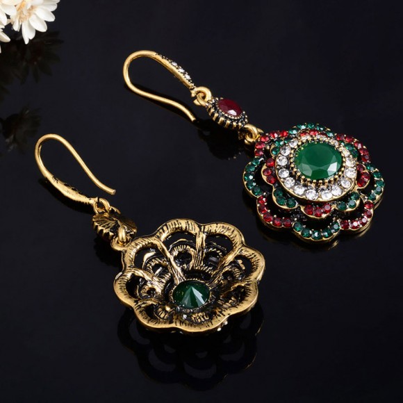 Сережки підвіски із зеленим кристалом Айше Сережки підвіски із зеленим кристалом Айше