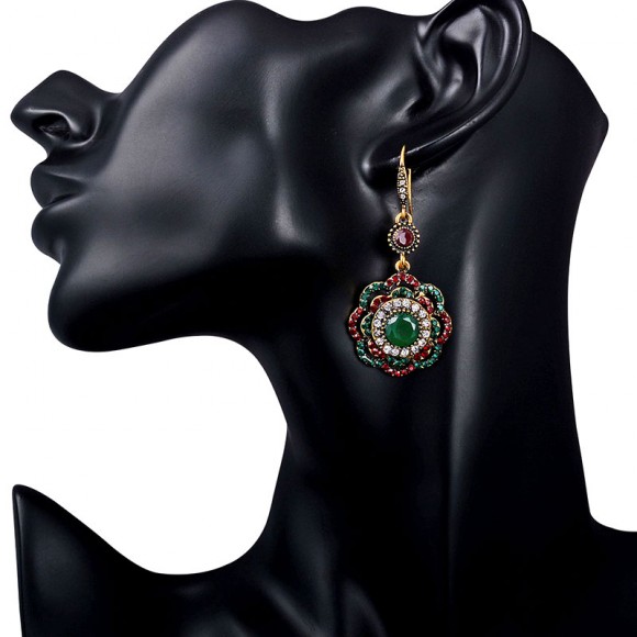 Сережки підвіски із зеленим кристалом Айше Сережки підвіски із зеленим кристалом Айше