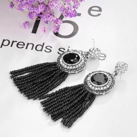 Сережки підвіски з чорним бісером Сережки підвіски з чорним бісером