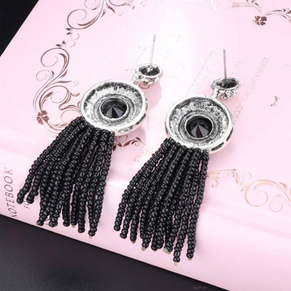 Сережки підвіски з чорним бісером Сережки підвіски з чорним бісером