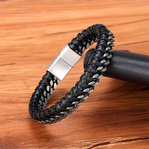Чоловічий шкіряний браслет і сталевий ланцюжок Чоловічий шкіряний браслет і сталевий ланцюжок