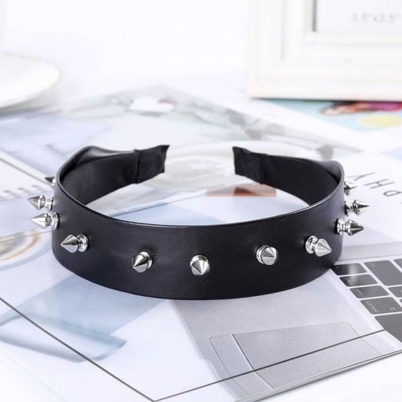 Обруч для волос с шипами