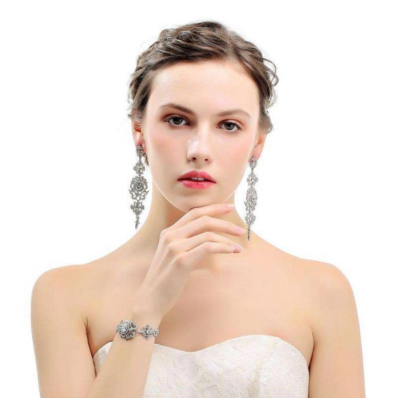 Свадебный набор украшений Беатрис: серьги и браслет Свадебный набор украшений Беатрис: серьги и браслет