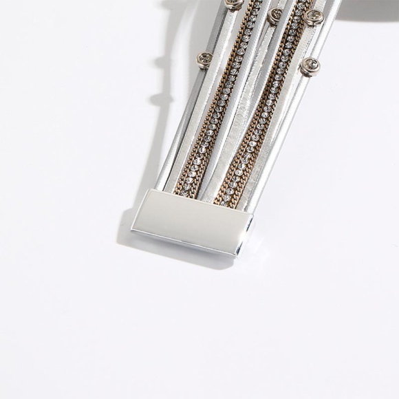 Женский кожаный браслет Амелия Женский кожаный браслет Амелия