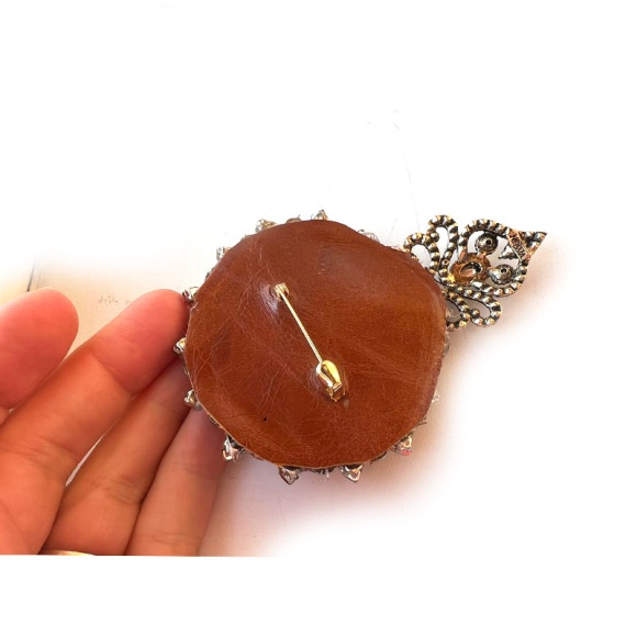 Брошь Мотанка