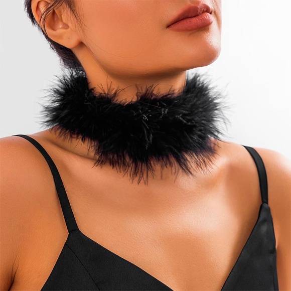 Чокер из перьев Чокер из перьев