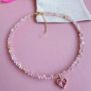 Чокер грань циркону з підвіскою серця Чокер грань циркону з підвіскою серця