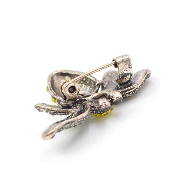 Брошь Оса Натур