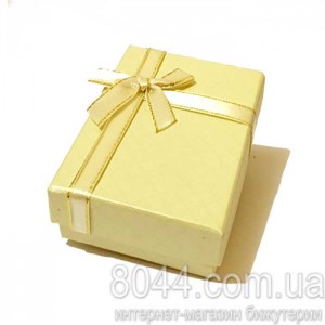 Подарункова коробка для біжутерії.