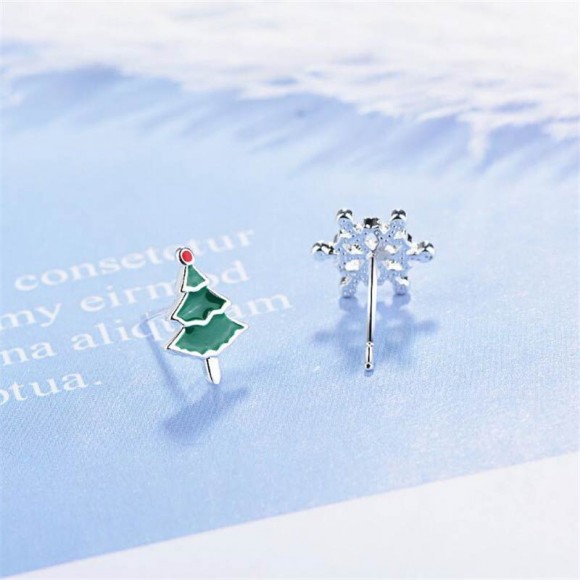 Сережки гвоздики Ялинка та Сніжинка