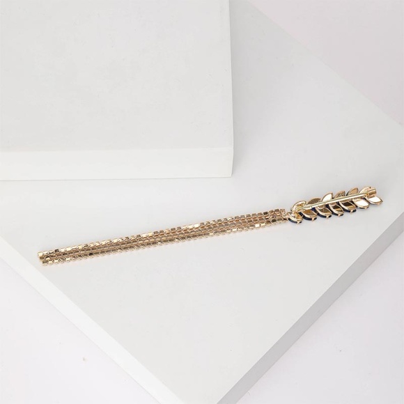 Брошка колосок пшениці кристальна нитка Брошка колосок пшениці кристальна нитка