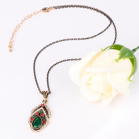 Набор украшений в турецком стиле украшений Фериде: кулон, серьги