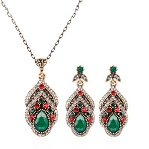 Набір прикрас у турецькому стилі прикрас Фериді: кулон, сережки