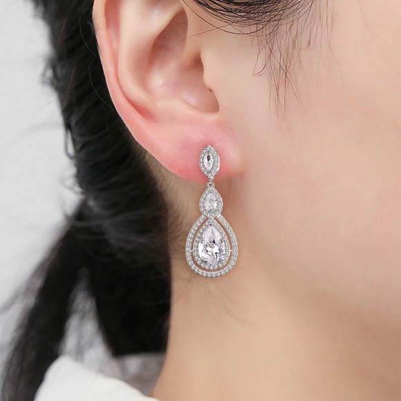 Весільні сережки-підвіски з цирконом