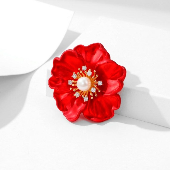 Брошка Мак еліт