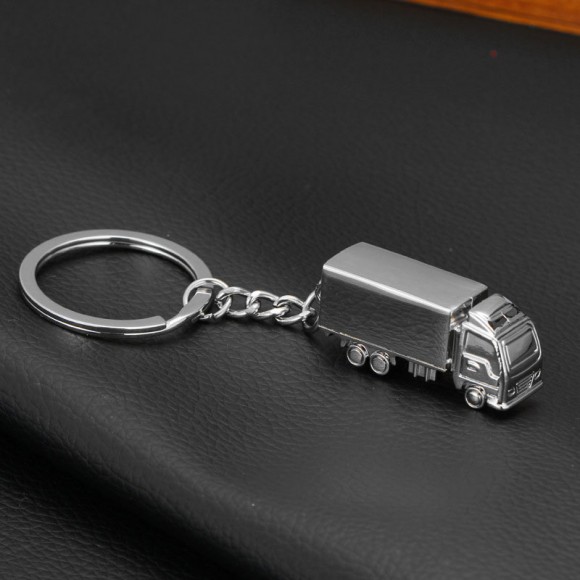 Брелок для ключів Вантажівка далекобійник Брелок для ключів Вантажівка далекобійник