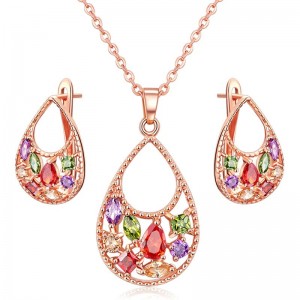 Набор украшений Каплевидный кристалл: кулон и серьги Набор украшений Каплевидный кристалл: кулон и серьги