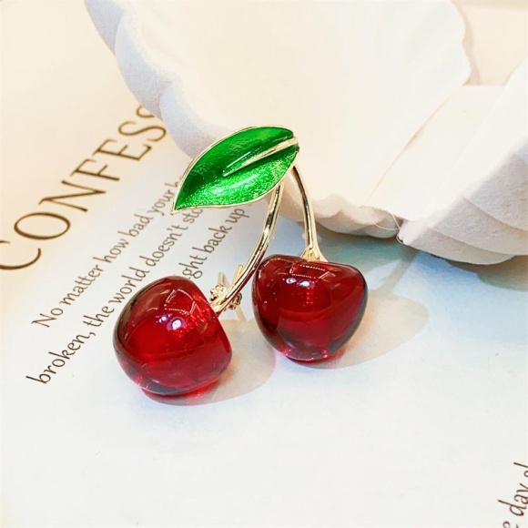 Брошь Черешня шик Брошь Черешня шик