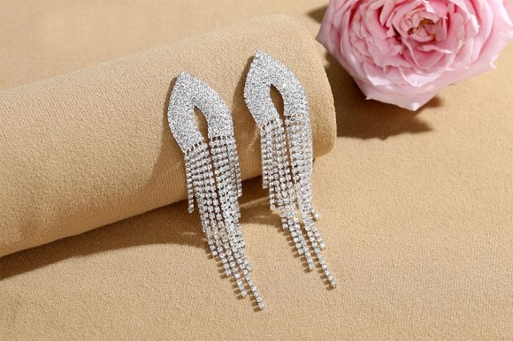 Длинные вечерние серьги Альва