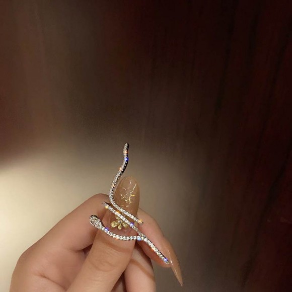 Подвійне кільце Змія кристал