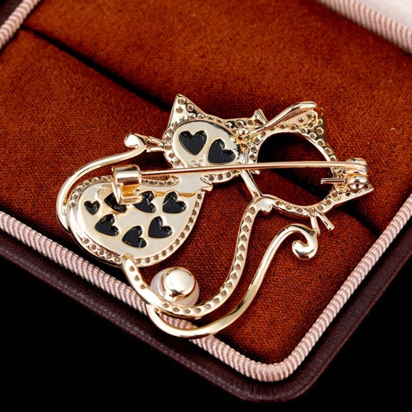 Элитная брошь два котика