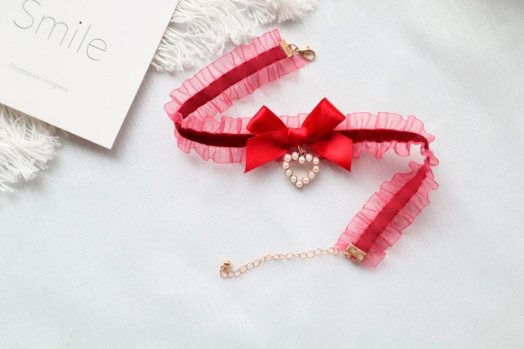 Чокер бантик бархатный с подвеской Сердцем