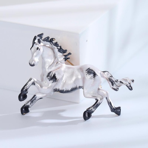 Брошь свободная Лошадь Брошь свободная Лошадь