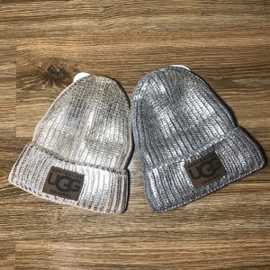 Шапка з напиленням Ugg Шапка з напиленням Ugg