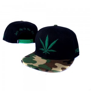 Кепка із прямим козирком Hemp Кепка із прямим козирком Hemp