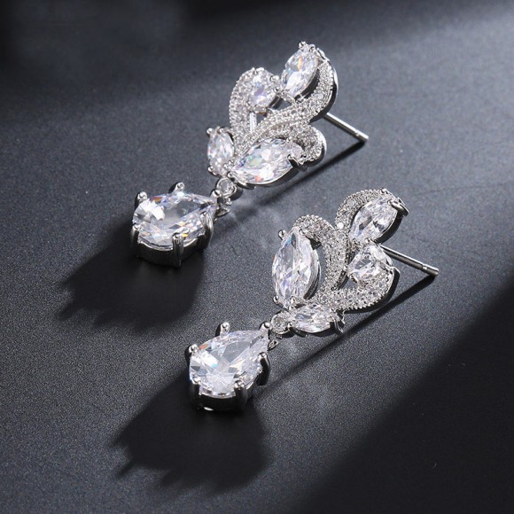 Сережки з камінням